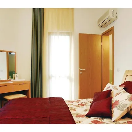 Three-bedroom Holiday In Kableshkovo *